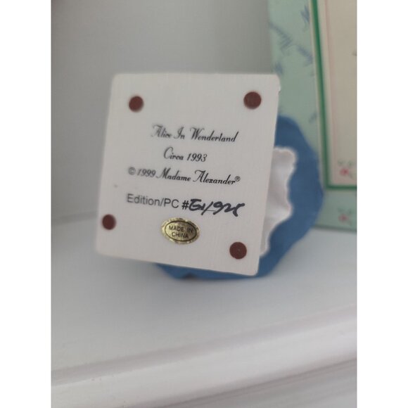 Madame Alexander 6" Alice in Wonderland Figurine Limited Edition Vintage 1999 - Picture 3 of 4